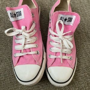 Pink converse allstars
